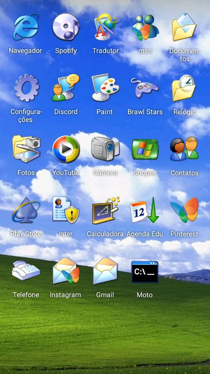 Windows XP Bliss Skeuomorphic ui