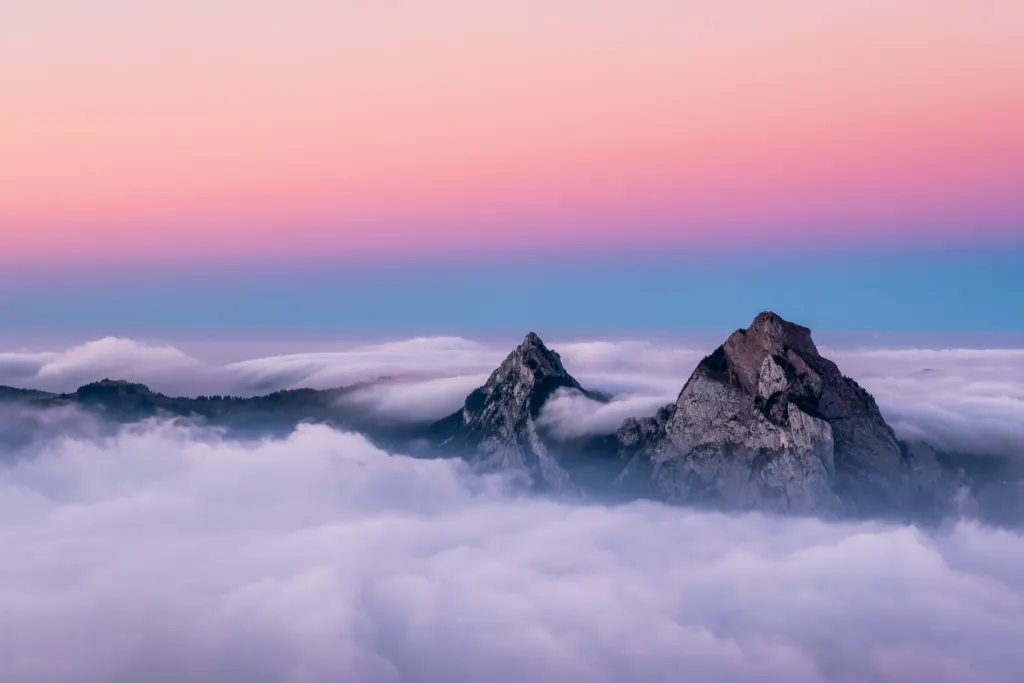 Pink Sky Mountain Peaks