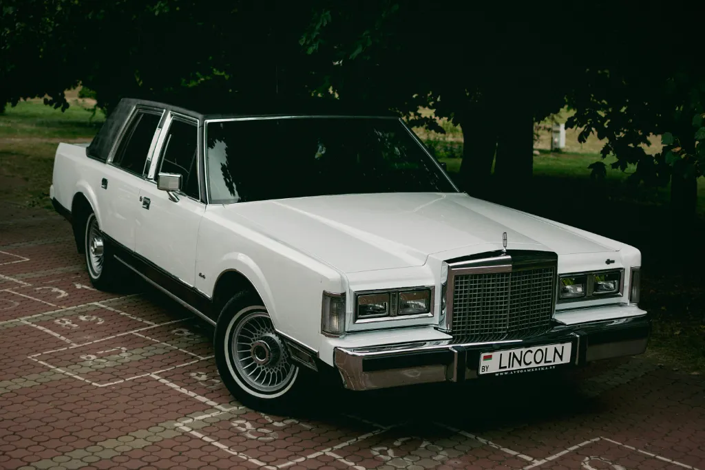 Lincoln Town Car